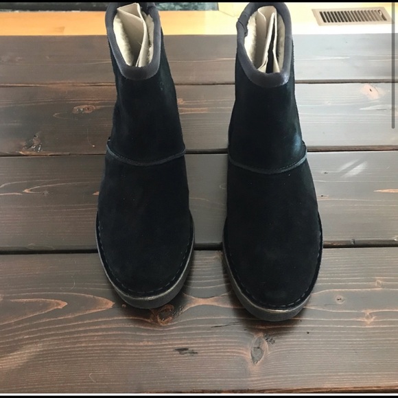 Clark’s Drafty Day Suede Boot, size 7.5 - Picture 3 of 7